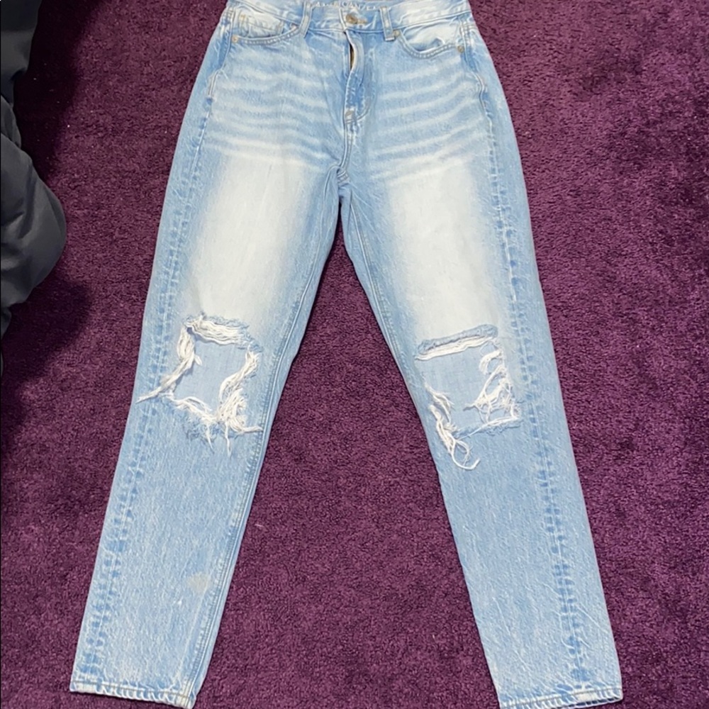 American eagle mom jeans